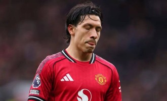 利马伤情反复恐无缘曼联战维拉！曾因伤重想退役，或迫使拉爵买范德芬