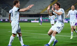 国际米兰与佛罗伦萨1-1握手言和，意甲冠军离不开各自“小算盘”