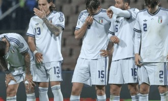 真是“欧洲国足”？媒体人：意大利队无缘世界杯是因意甲没落