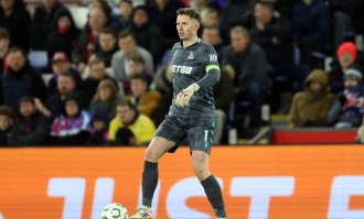 欧协联惊爆冷门！新帅首秀即硬撼豪门，塞浦路斯黑马逼平夺冠热门水晶宫