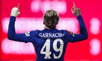 1球4助攻！加纳乔删光切尔西社媒，主动示好曼联，或遭禁赛重罚